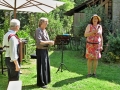Anke Wienke begrüßt die Gäste und stellt das Duo Jadis (Conny Eickhoff und Harald Kießlich) vor