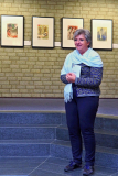 Birgit Schröter begrüßt als stellvertretende Bürgermeisterin die Gäste und freut sich, dass wieder Ausstellungen möglich sind