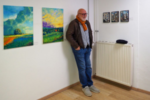 Farblich passender Besucher (Holger Schildmann)
